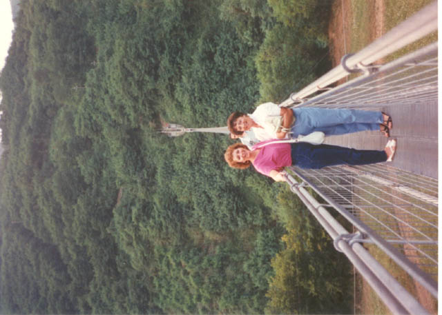 img10-09