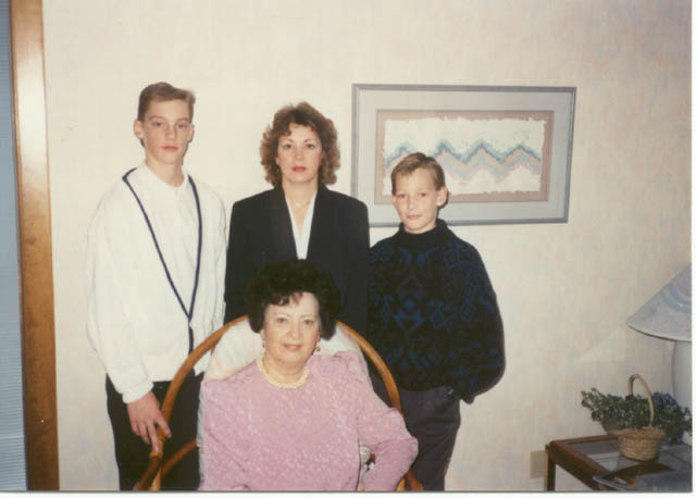 img12-18