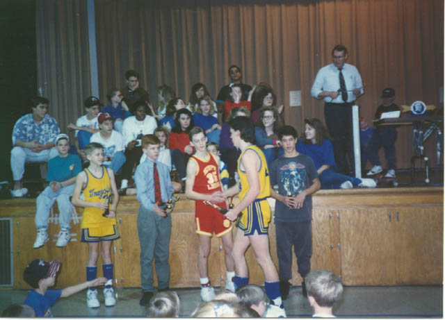 img12-33