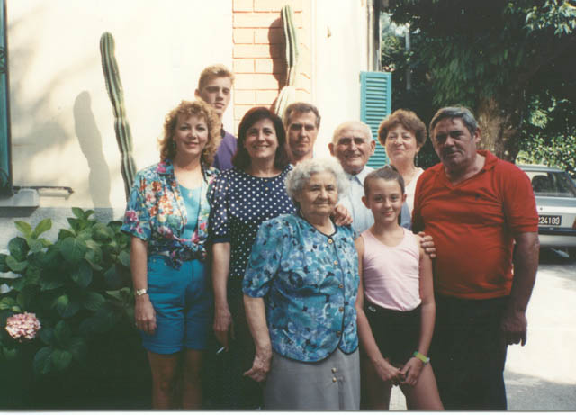 img12-77