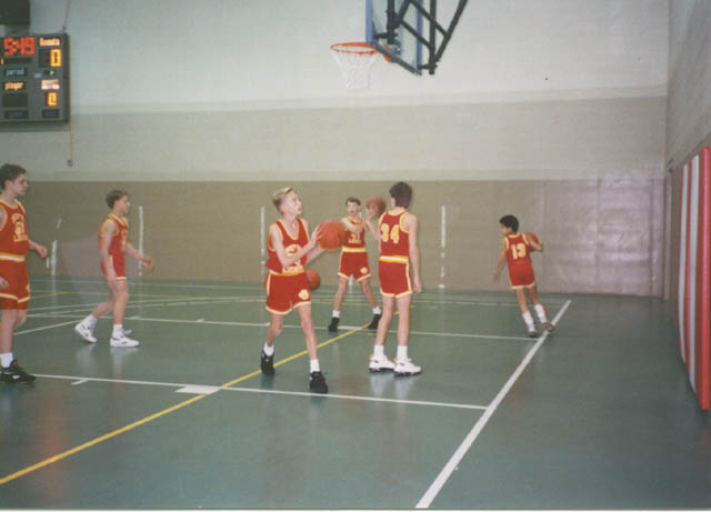 img12-82