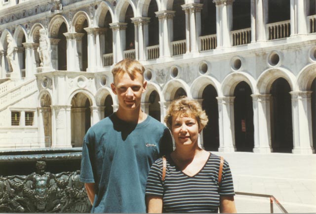 img15-42