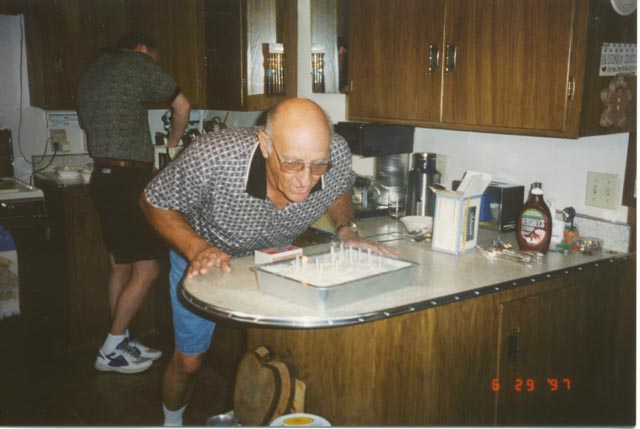img16-27
