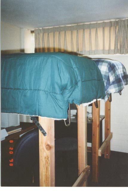 img17-23
