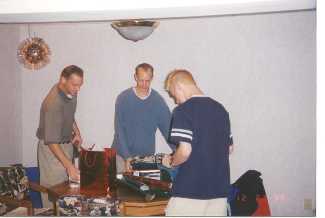 img18-22